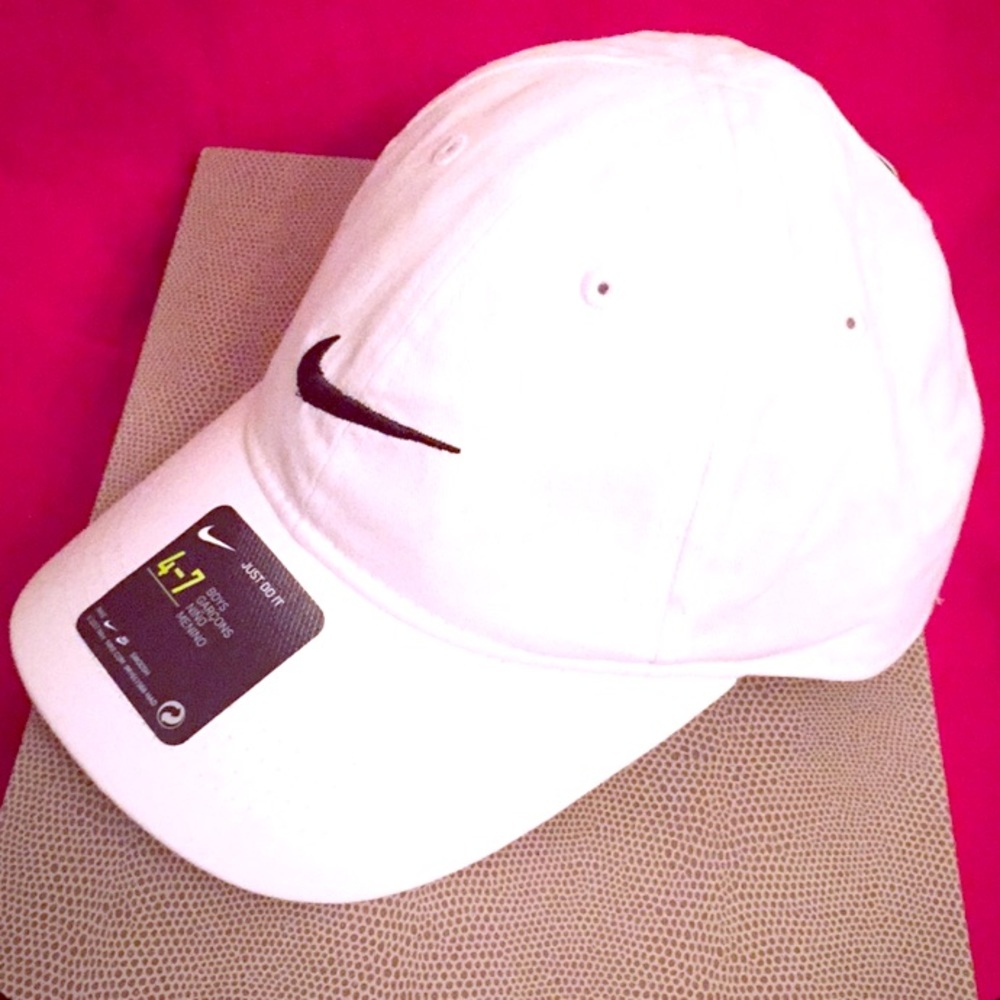 RESTOCKED! Nike Kids Cap